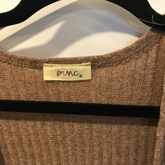 Long Cardigan - Picture 2 of 3